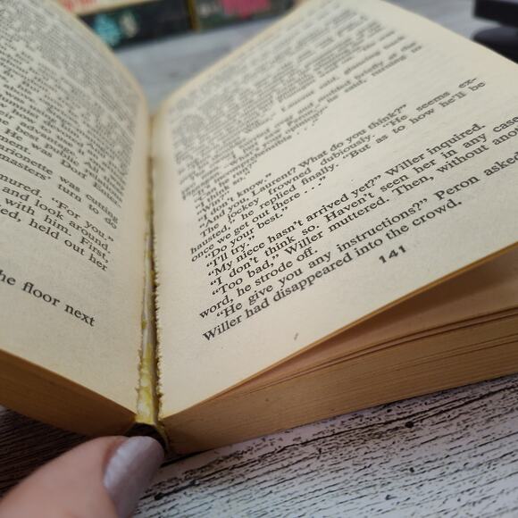 The God Player by Eddie Constantine 1976 First Edition PB Romance FLAWED Binding - Picture 3 of 13